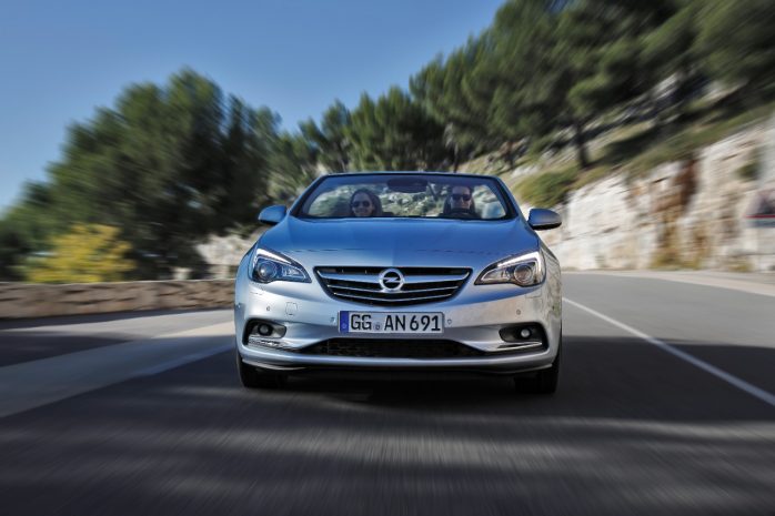 Opel-Cascada-302101-698x465