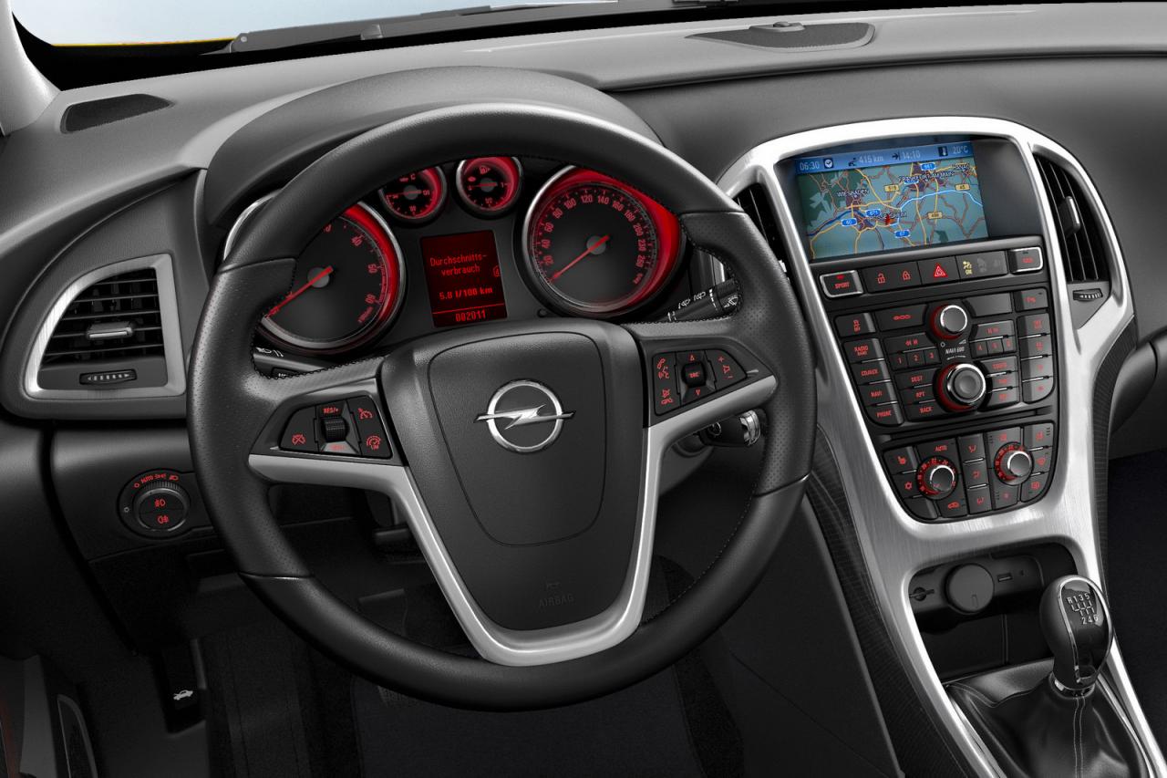 Opel Astra 2021 Interior Photos